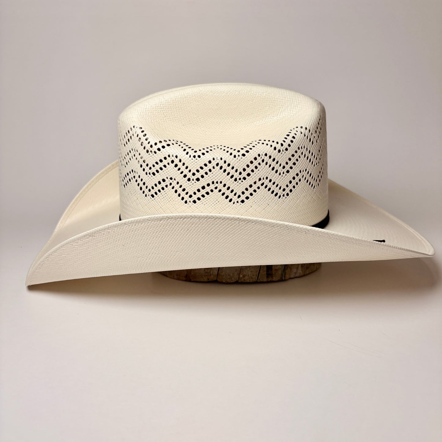 Sombrero DBC Marlboro Blanco Zigzag SBC17