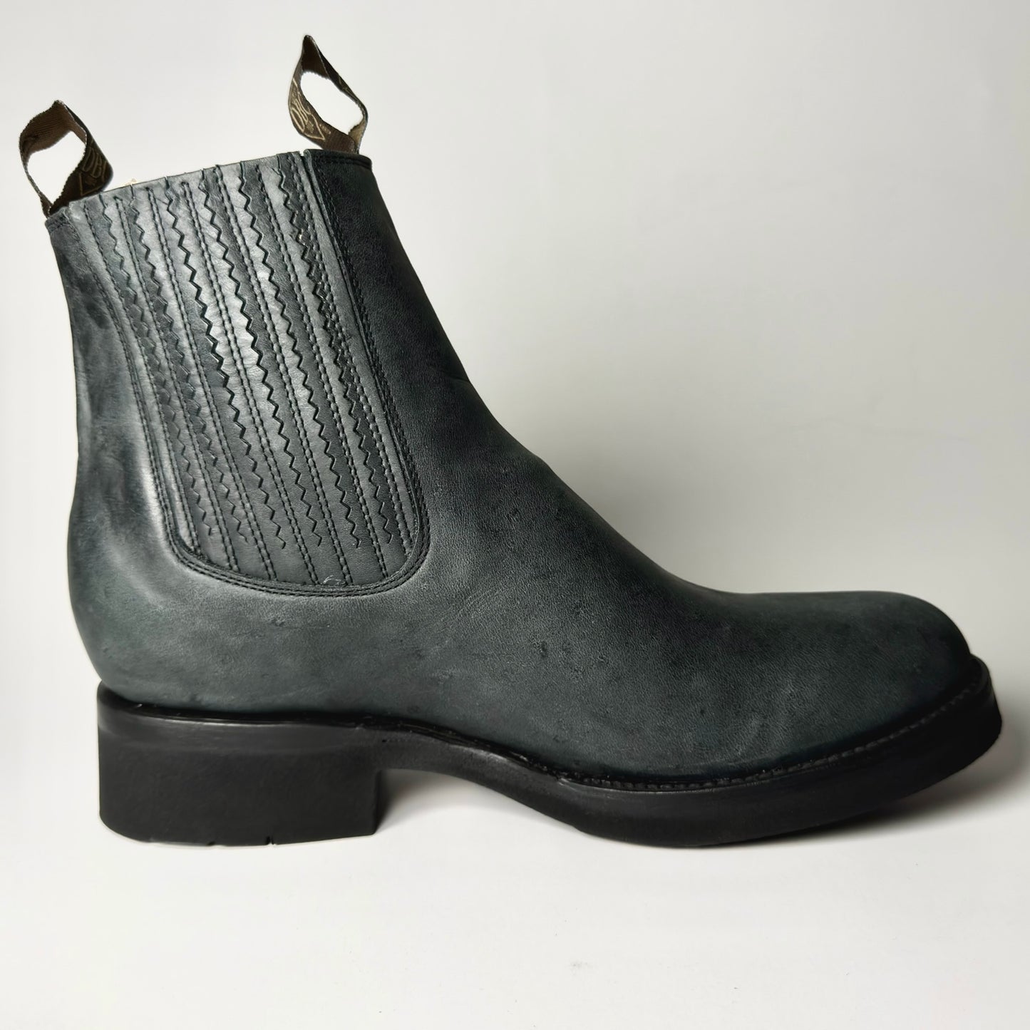 BOTIN CHARRO MARLBORO GRIS SUELA POLIURETANO (CORCHO)