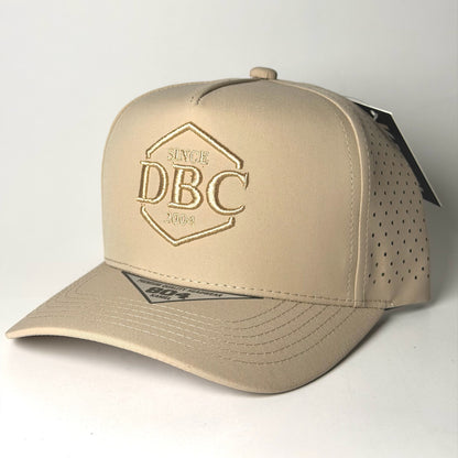 GORRA DBC ARENA